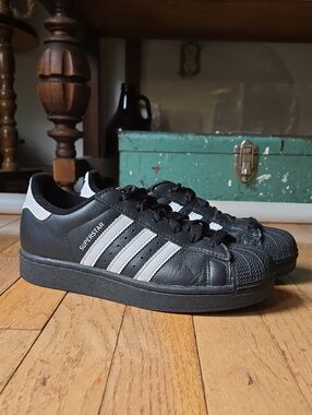 ADIDAS Superstar Originals II Black Sole Leather Sneakers a Womens sz 6